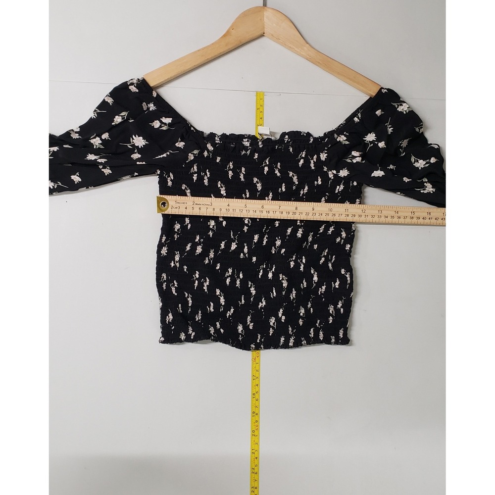 American Eagle Smocked Peasant Top Womens Small Black Floral Long Sleeve Crop - Picture 4 of 7